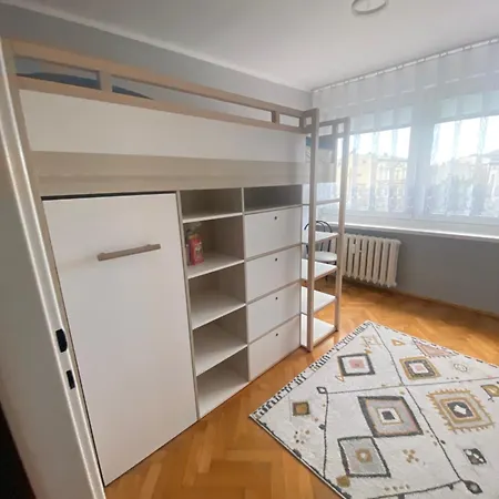 Centrum Garncarska شقة